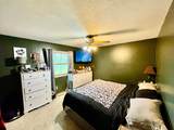 305 Lincoln Court - Photo 13