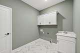 924 Yellowcrest Street - Photo 3