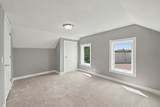 303 Baker Street - Photo 25