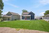 303 Baker Street - Photo 35