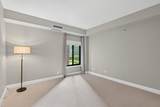 1235 Yale Place - Photo 22