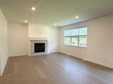 10897 Henslowe Avenue - Photo 5