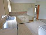 1109 Moore Street - Photo 5
