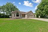 1160 Greenleaf Road - Photo 2