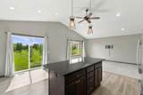 822 Deer Path - Photo 18