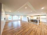 2068 Millersburg Boulevard - Photo 9