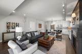 3980 Wooddale Avenue - Photo 7