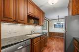 205 Barry - Photo 24
