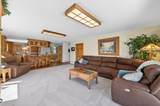 11976 Banyon Avenue - Photo 17