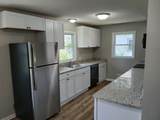 1940 Hoyt Avenue - Photo 4