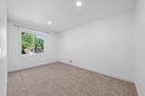 2667 Hawthorne Lane - Photo 14