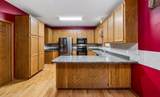 19215 English Avenue - Photo 11