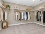 925 Greenlawn Avenue - Photo 18