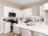 925 Greenlawn Avenue - Photo 8