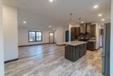422 Court Avenue - Photo 8