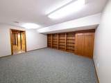 2068 Millersburg Boulevard - Photo 32