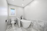 2068 Millersburg Boulevard - Photo 15