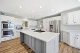 2068 Millersburg Boulevard - Photo 4