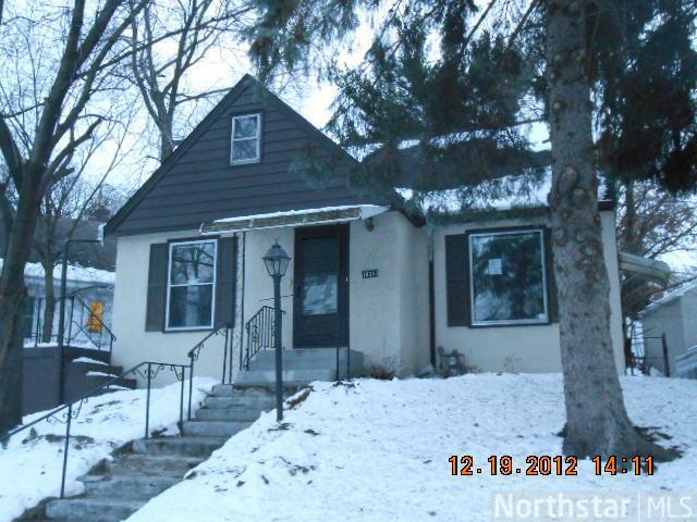 1834 Chelton Avenue W, Saint Paul, MN 55104 (#4318535) :: The Preferred Home Team