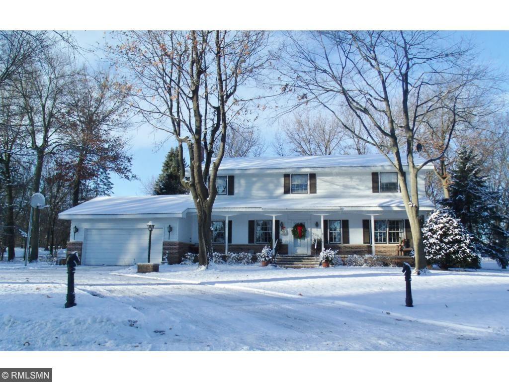 425 Edgewood Drive - Photo 1