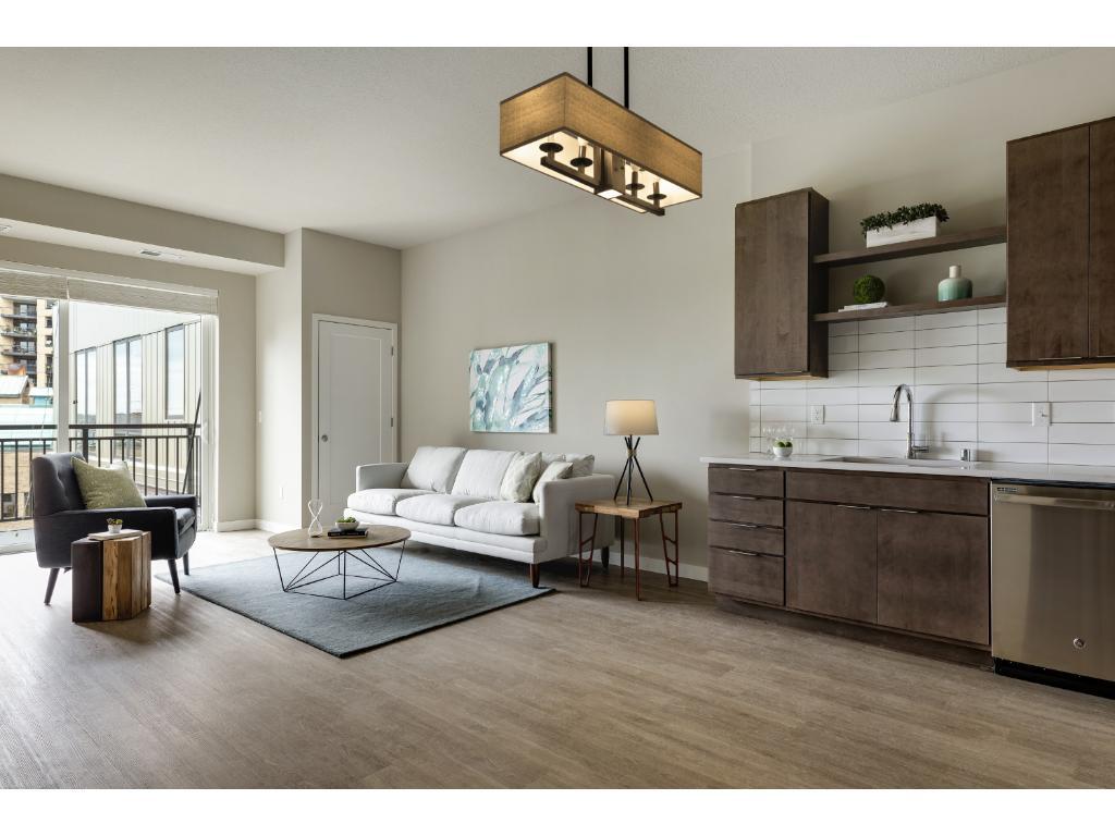 10 2nd Street - Photo 1