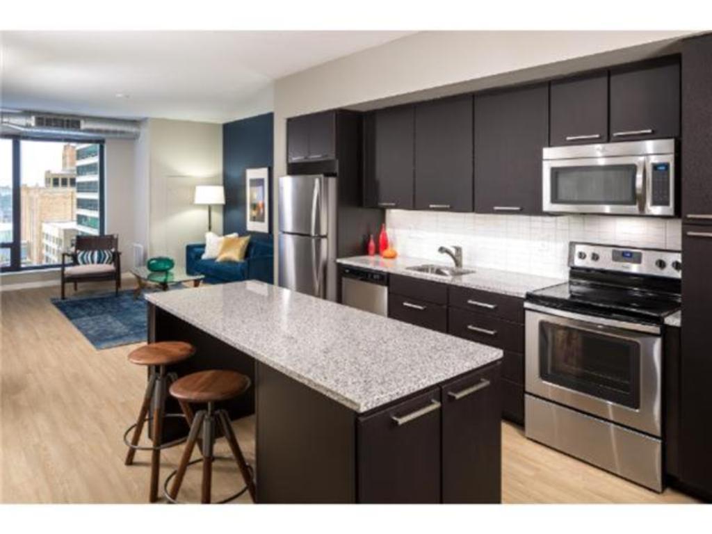 400 Marquette Avenue - Photo 1