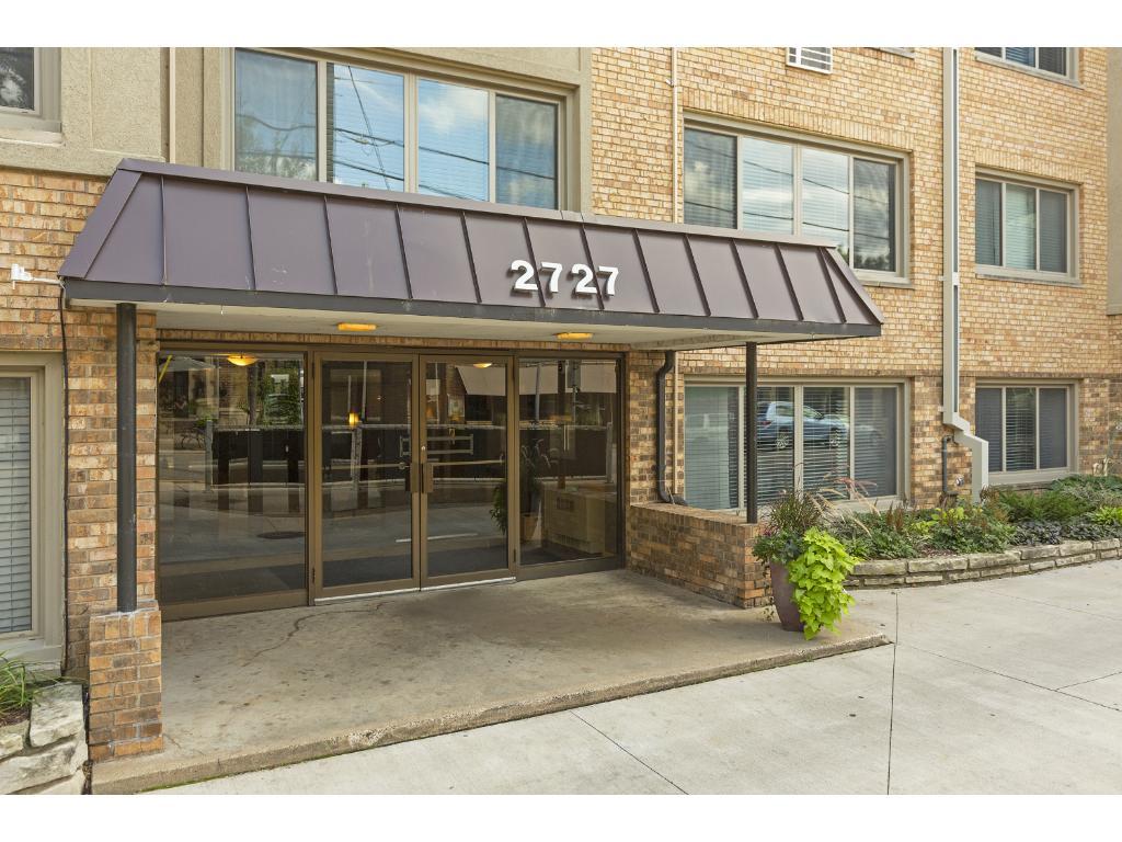 2727 43rd Street - Photo 1