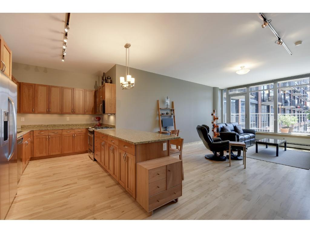 215 10th Avenue - Photo 1