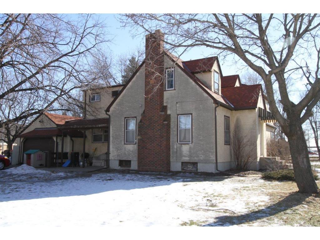 1490 Hastings Avenue - Photo 1