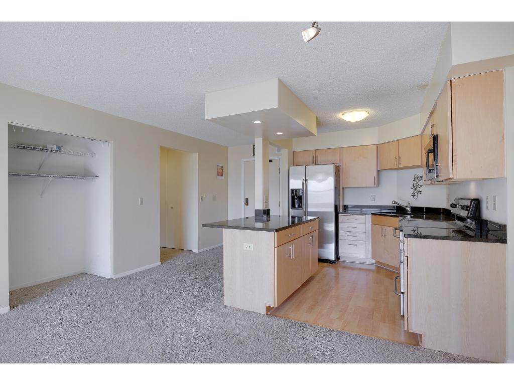 401 1st Street - Photo 1
