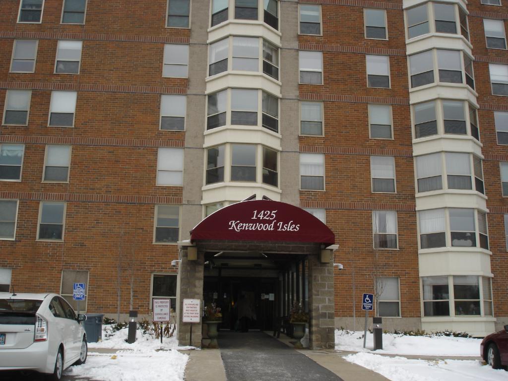 1425 28th Street - Photo 1