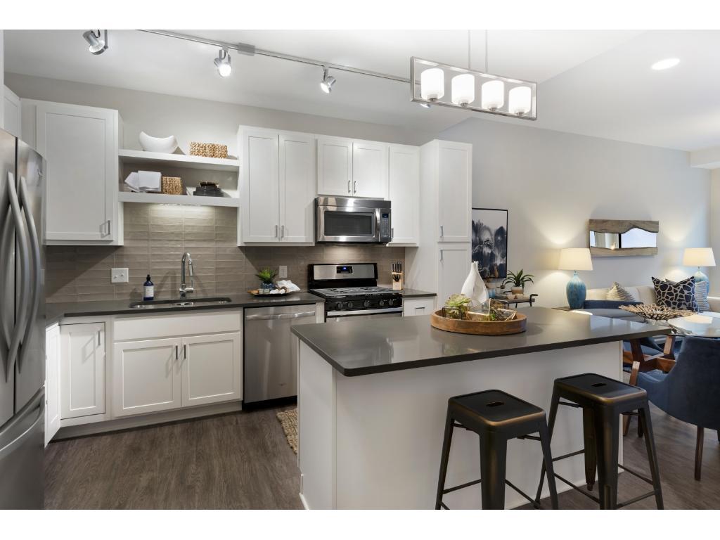 212 10th Avenue - Photo 1