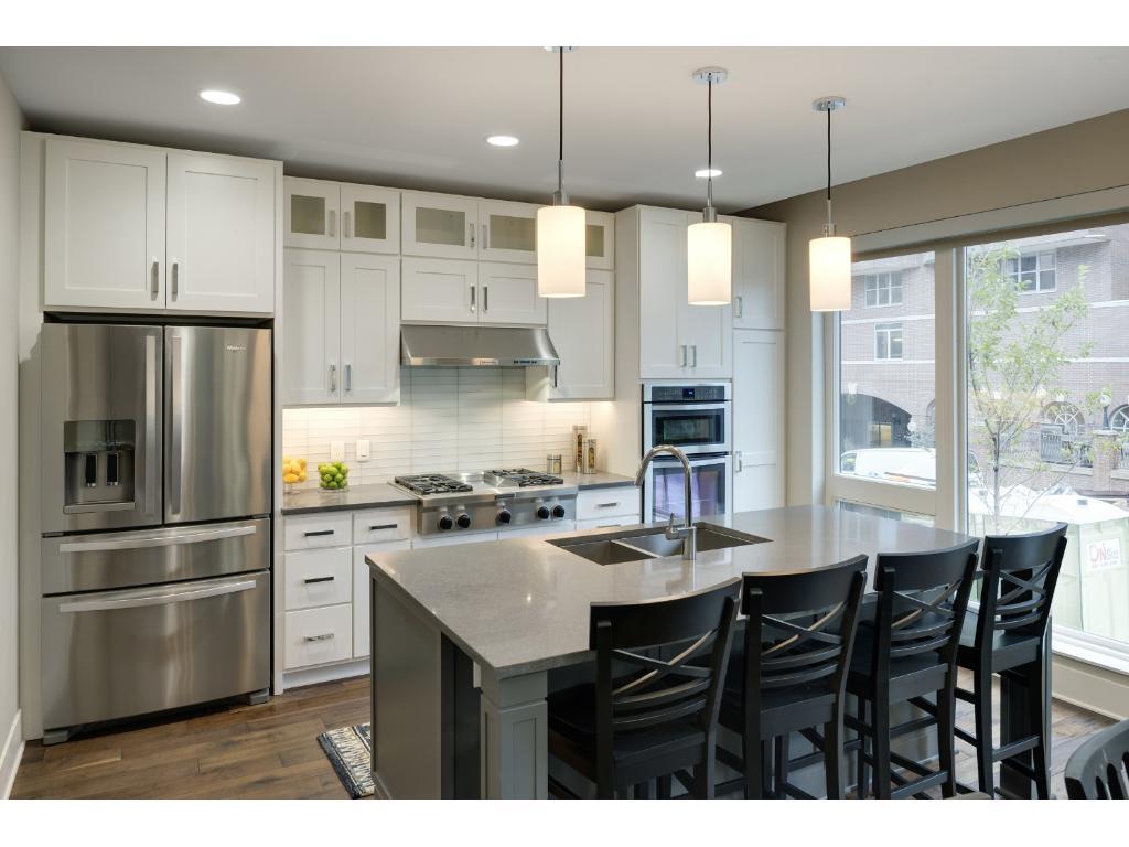 2622 Lake Street - Photo 1
