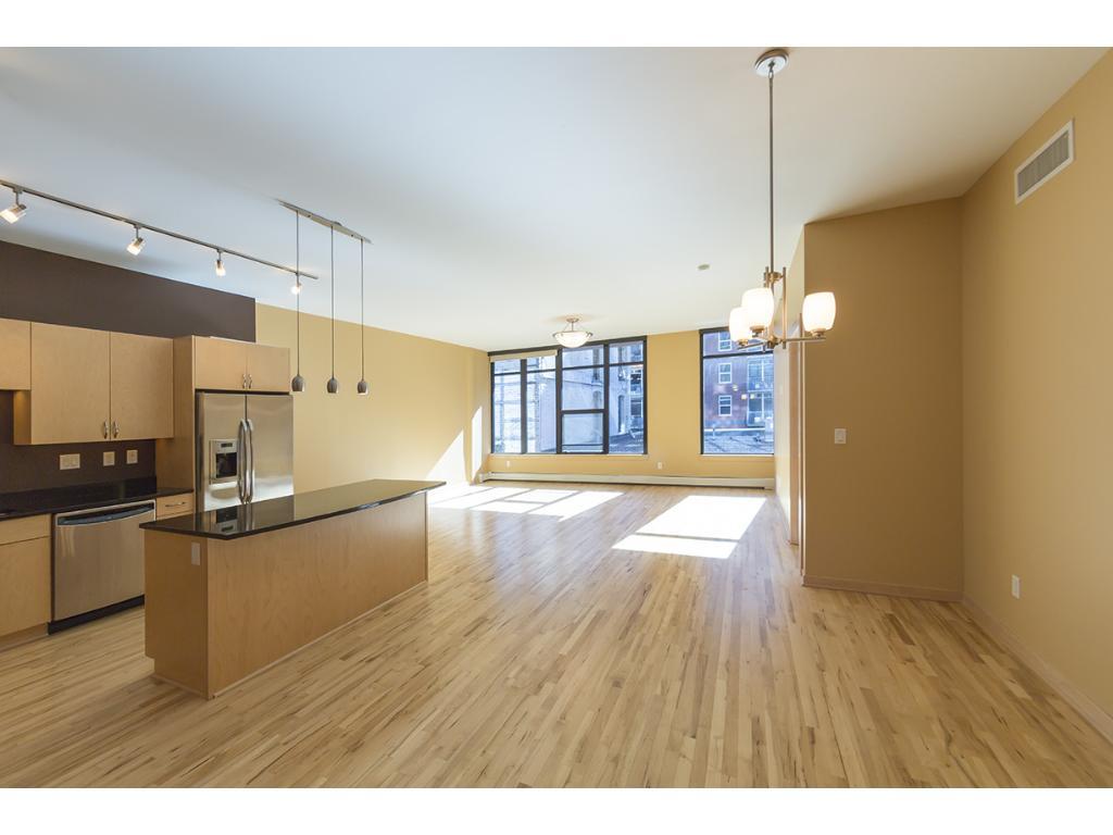 215 10th Avenue - Photo 1