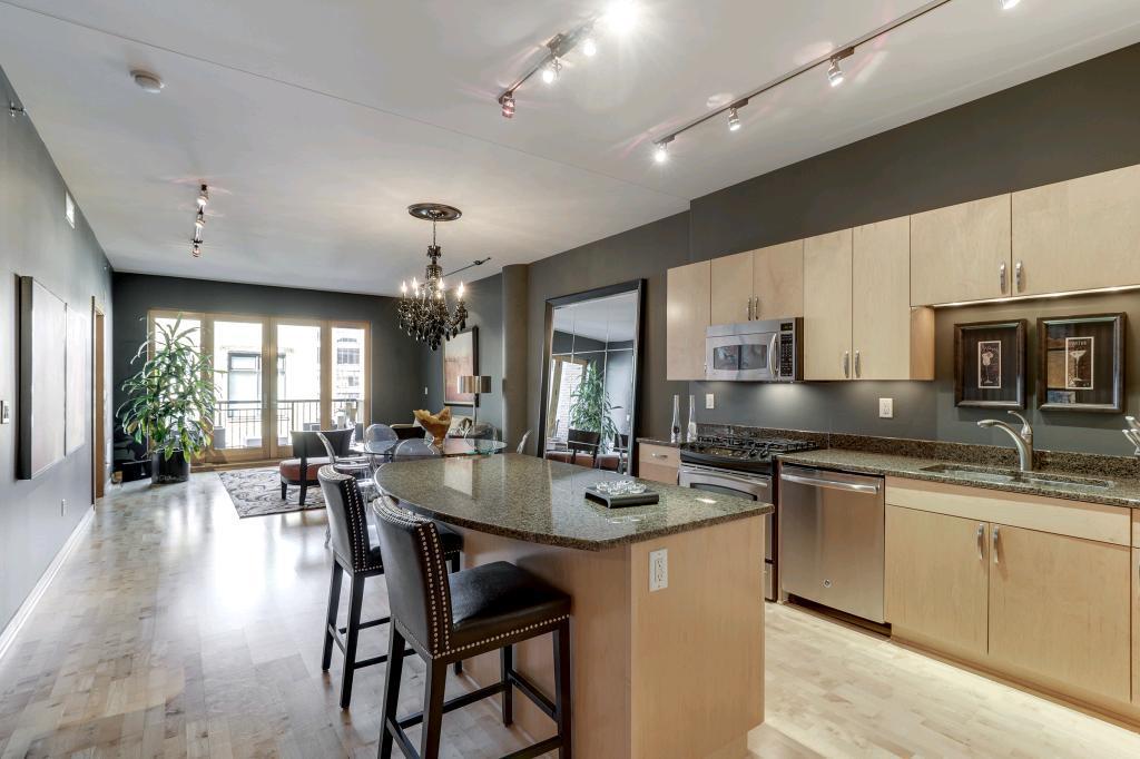 401 2nd Street - Photo 1