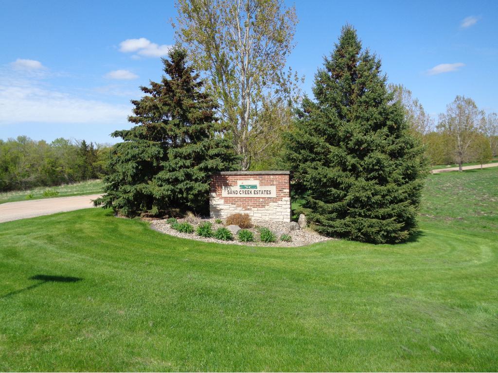 xxx Golfview Drive - Photo 1