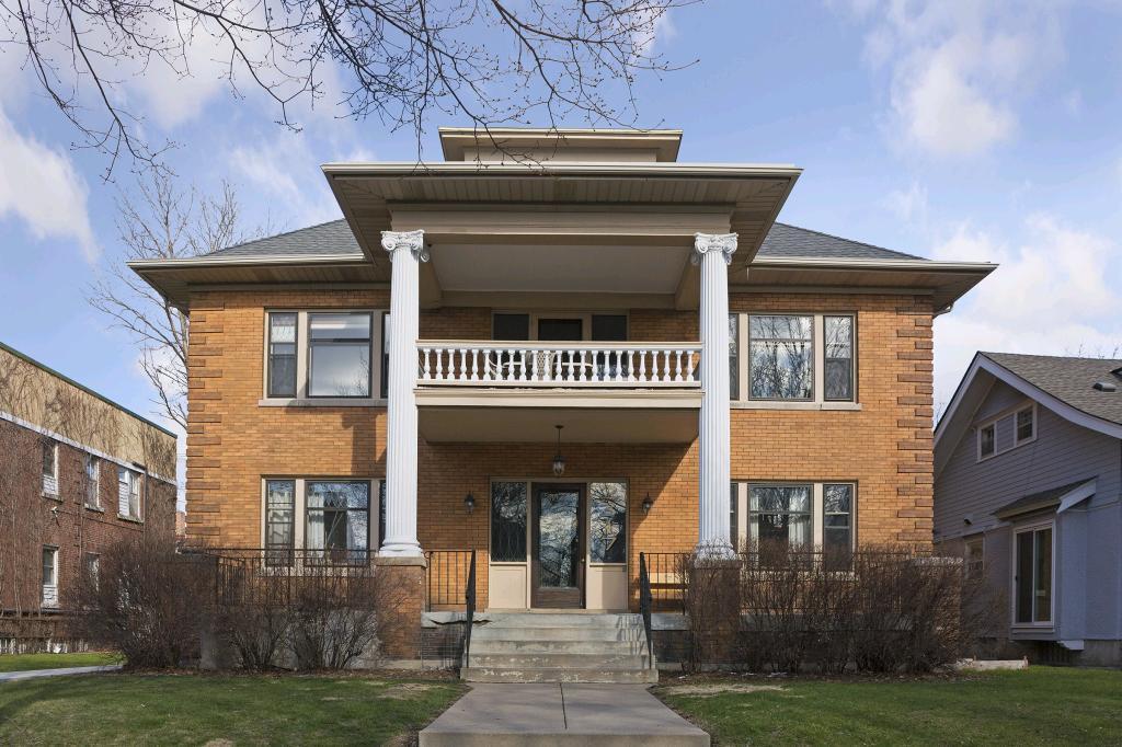 2317 Humboldt Avenue - Photo 1