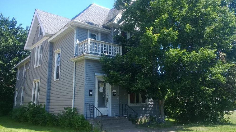 2111 Chicago Avenue - Photo 1