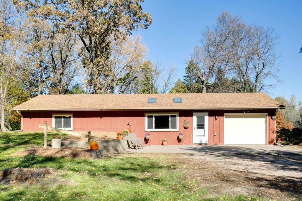 22422 Palisade Street - Photo 1