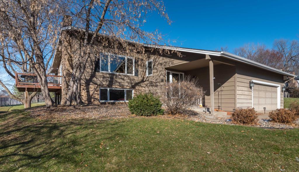 14382 Golf View Drive - Photo 1