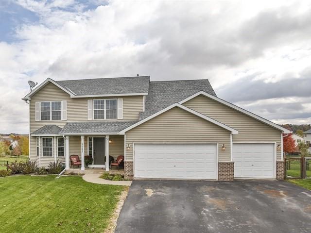 1102 Briarwood Boulevard - Photo 1