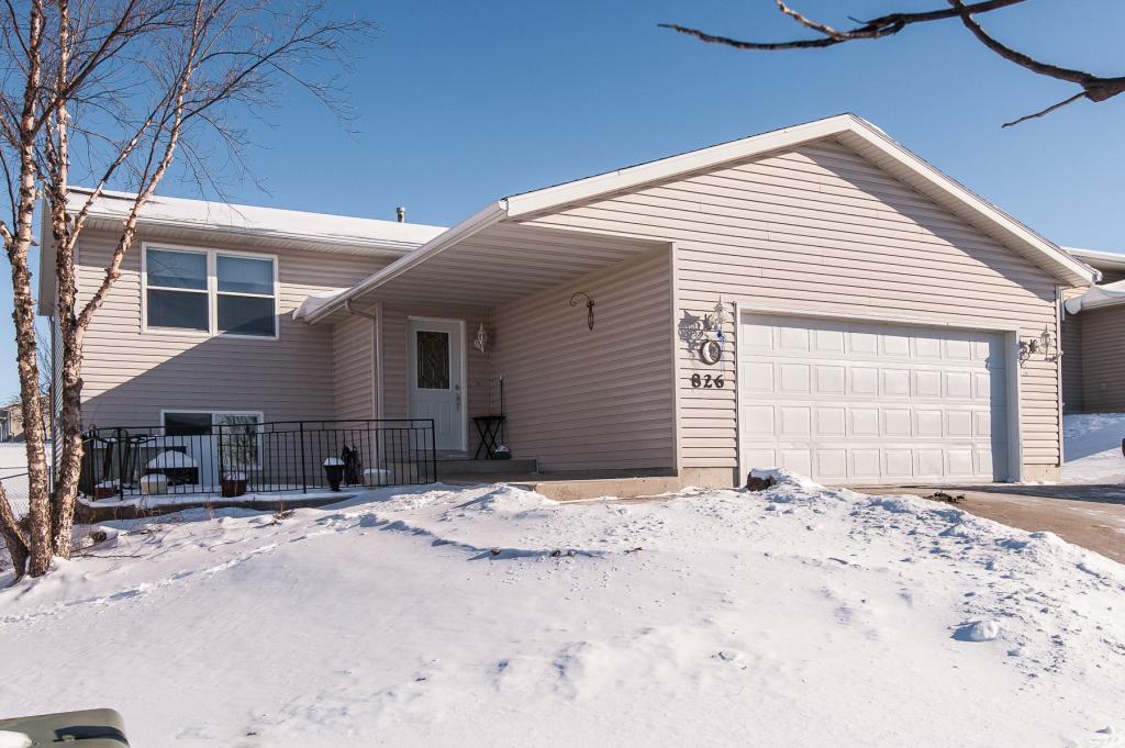 826 50th Avenue - Photo 1