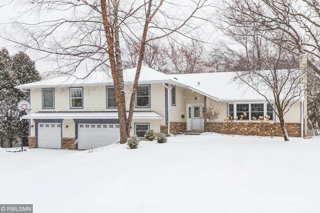 6624 Shore Drive - Photo 1