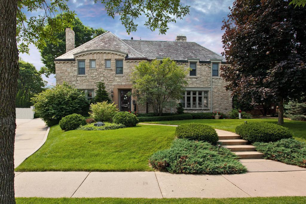 4501 Edina Boulevard - Photo 1