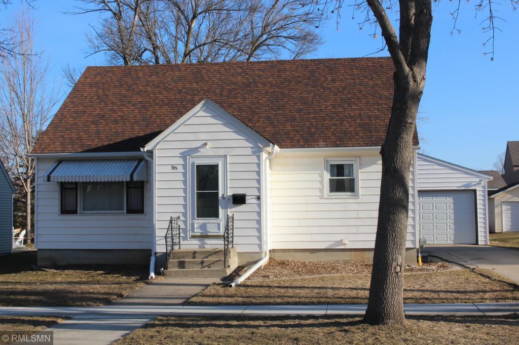 305 Jean Avenue - Photo 1