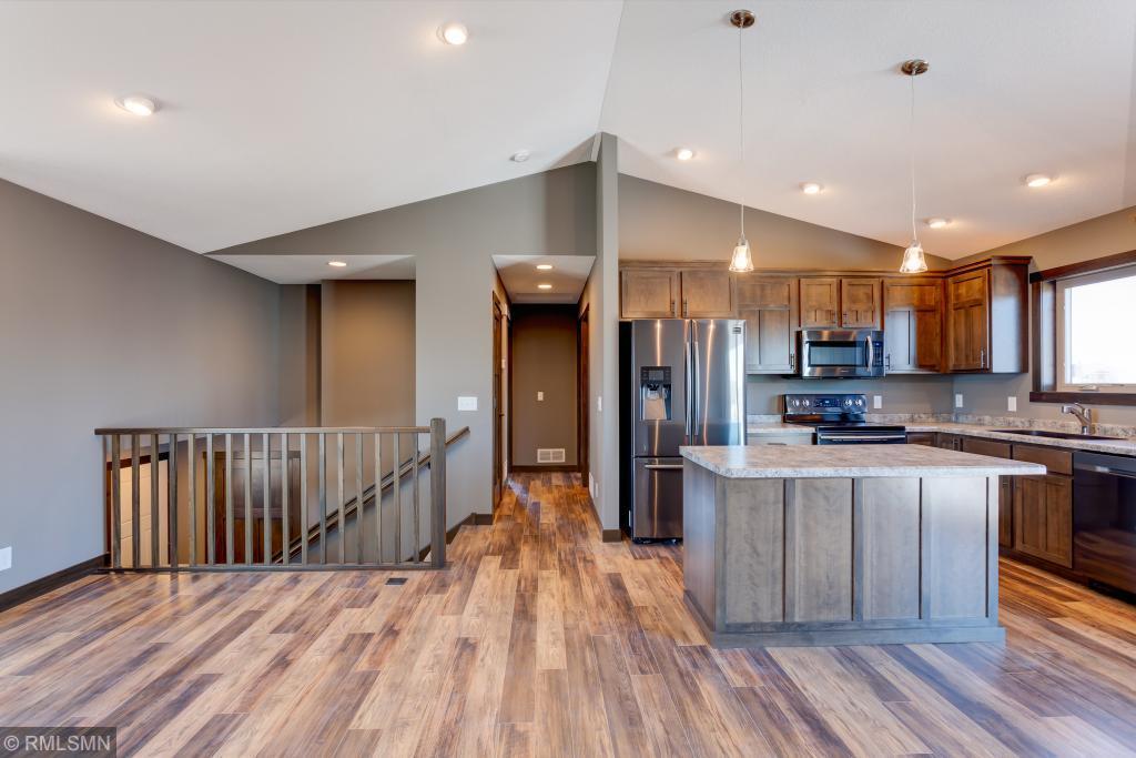 1740 Beaver Way - Photo 1
