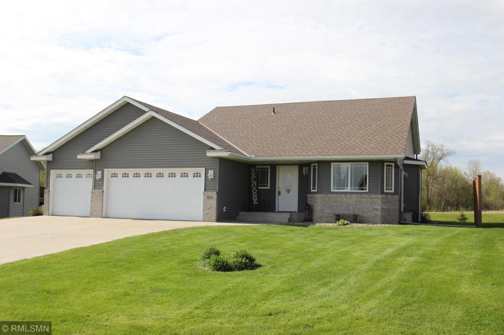 513 Burberry Way - Photo 1