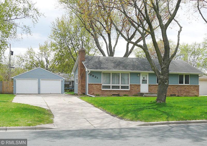 7921 59 1/2 Avenue - Photo 1