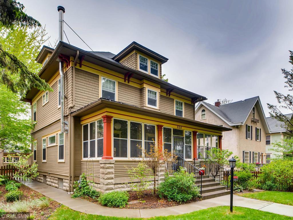 920 Franklin Terrace - Photo 1