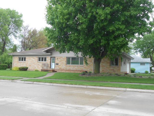 979 Prairie Avenue - Photo 1
